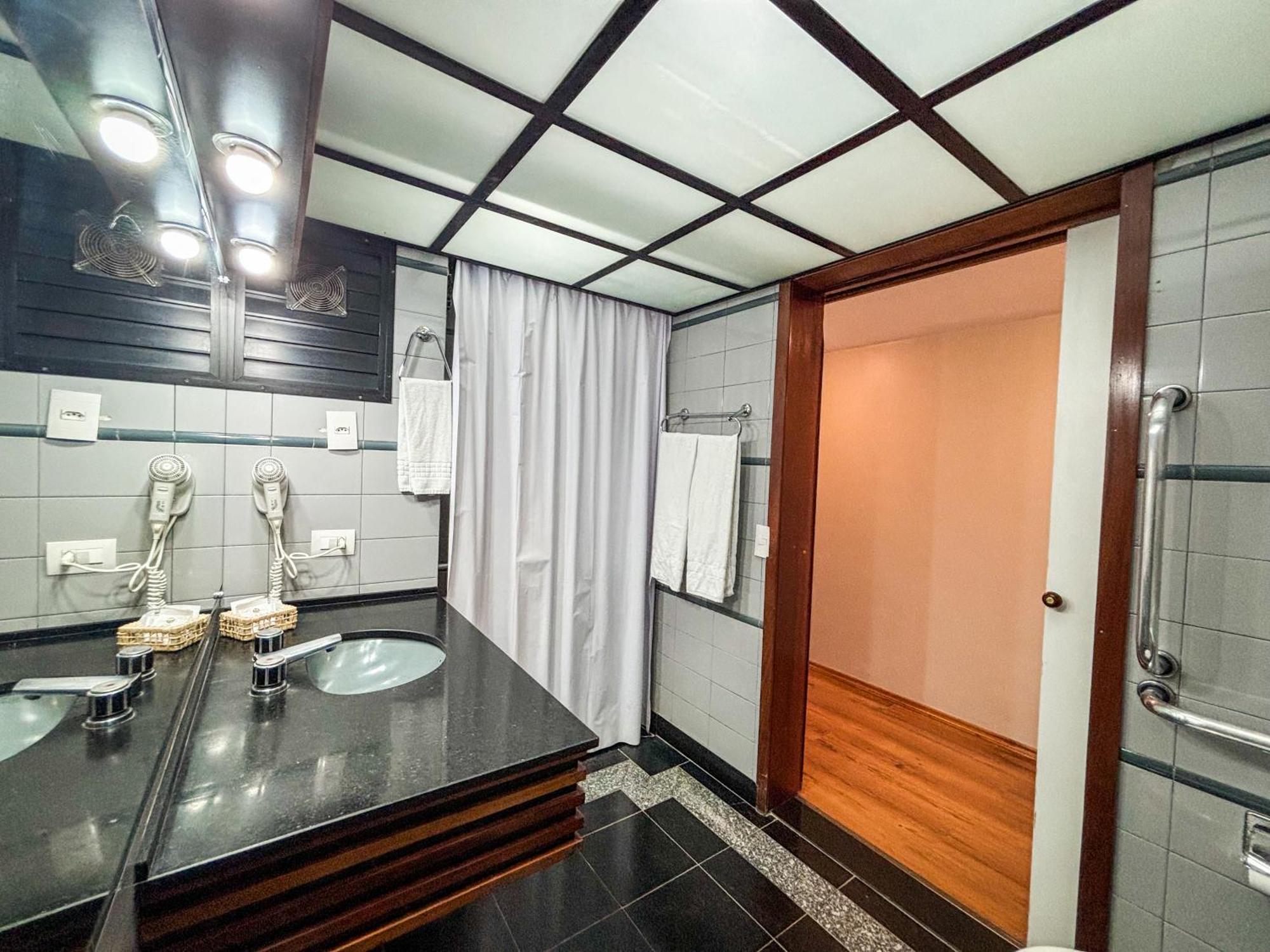 Hotel Nikko Κουριτίμπα Εξωτερικό φωτογραφία